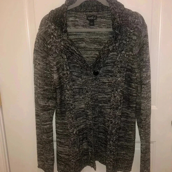 Erika Sweaters - Erika women’s sweater/black &gray sz lg